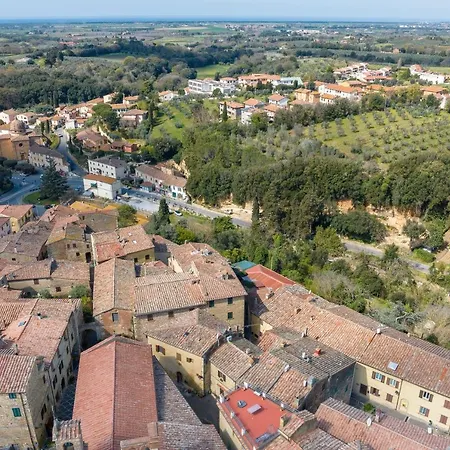 דירה Casina Nel Borgo Antico *