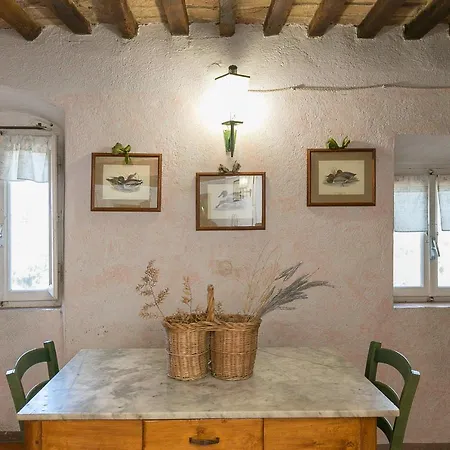 Apartment Casina Nel Borgo Antico Bibbona